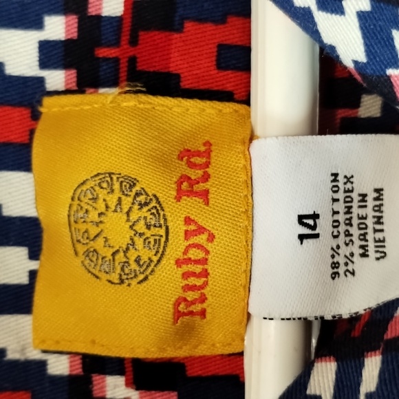 LIKE NEW Ruby Rd. Button down Jacket - Picture 8 of 16